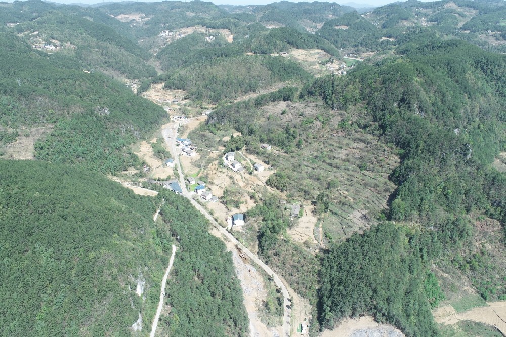 路愈寬，景愈明，可待漫慢行——朝天區(qū)曾家鎮(zhèn)（曾家場鎮(zhèn)至榮樂養(yǎng)生谷）段道路改建工程建設(shè)側(cè)記
